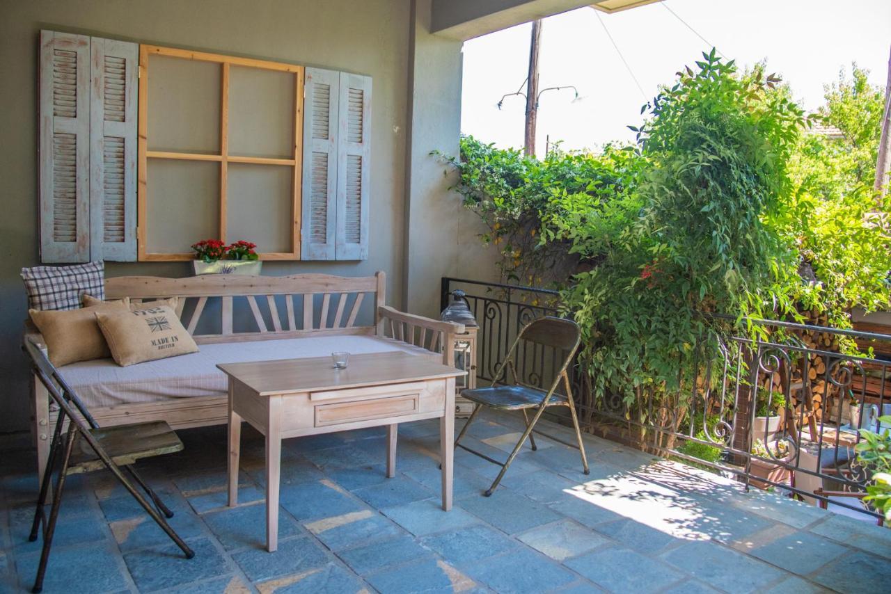 Roptro Bed & Breakfast Doliana Exterior photo