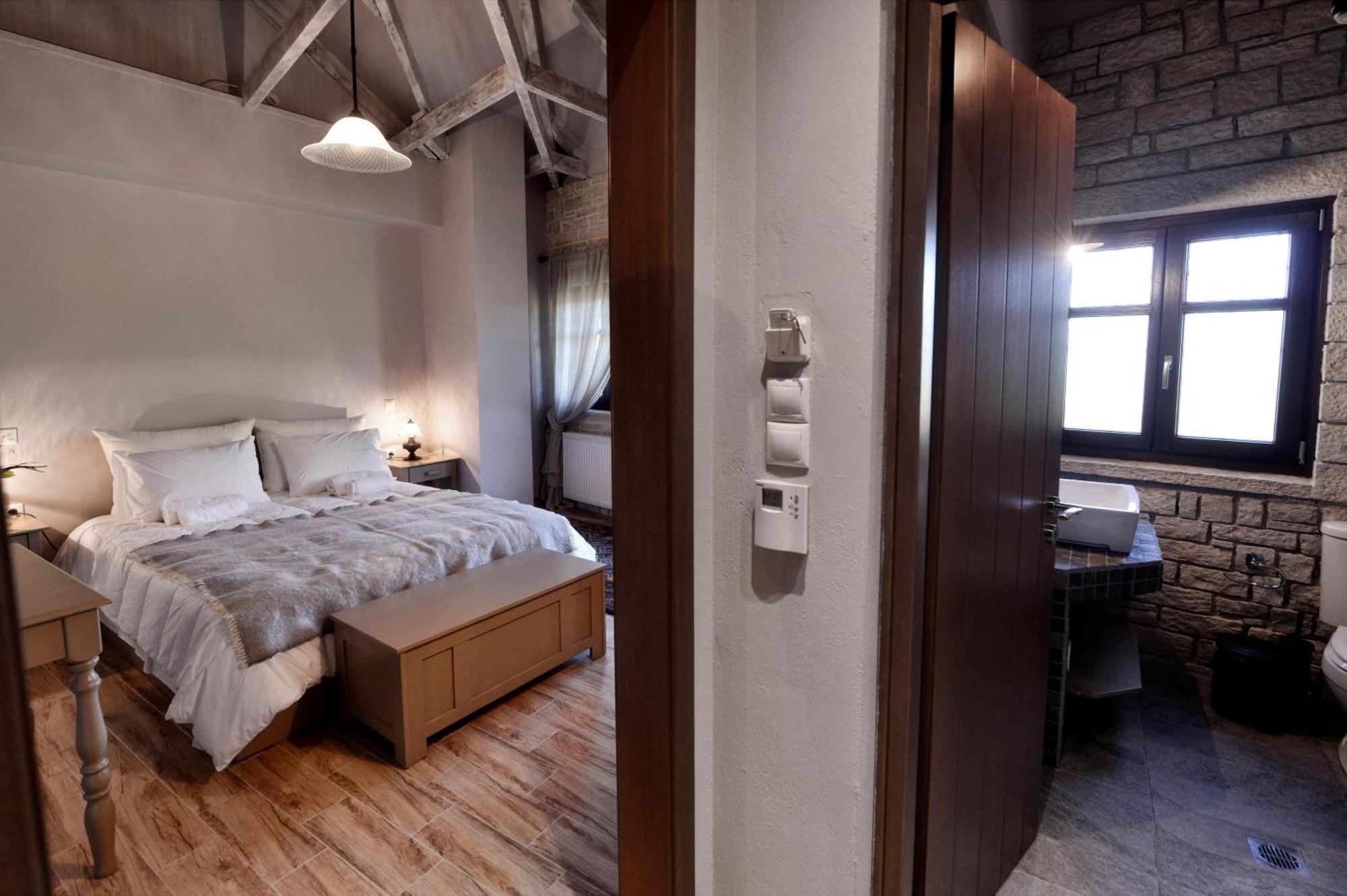 Roptro Bed & Breakfast Doliana Exterior photo