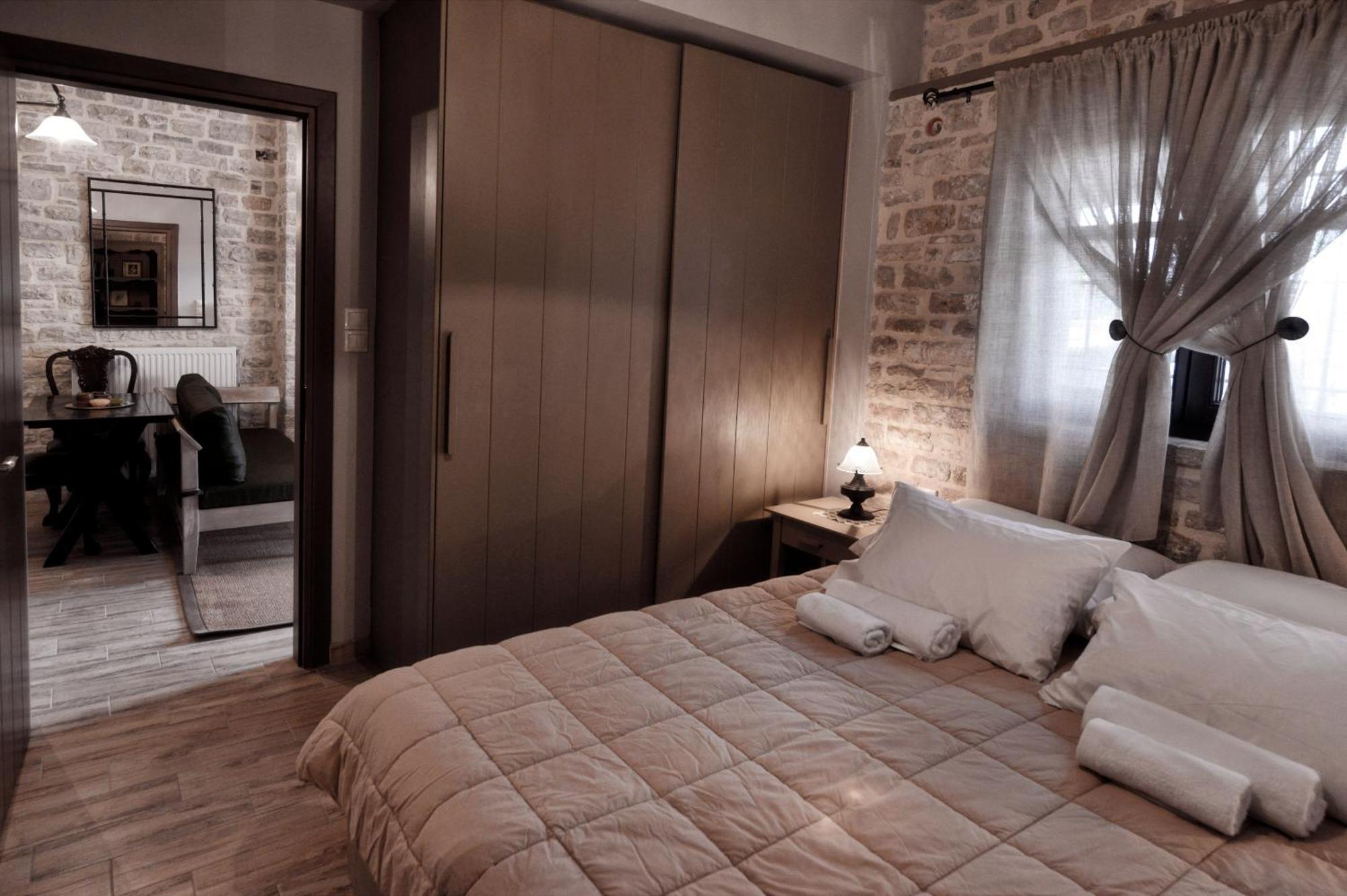 Roptro Bed & Breakfast Doliana Exterior photo
