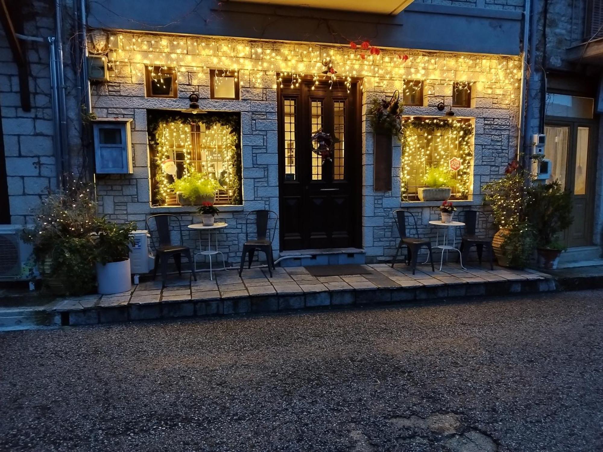 Roptro Bed & Breakfast Doliana Exterior photo